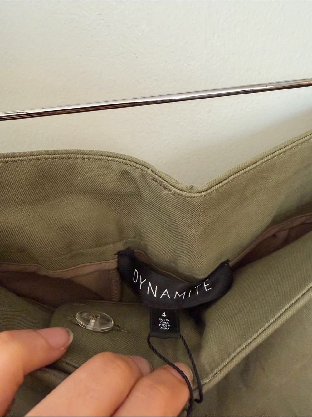 NWT Dynamite Clean Straight Leg Pants in Safari Green - Size 4 - Picture 6 of 11